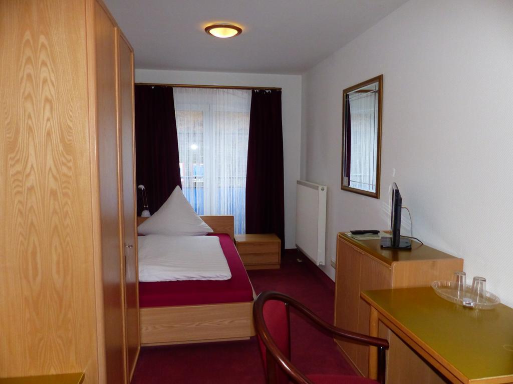גומרסבך Hotel Aggertal מראה חיצוני תמונה