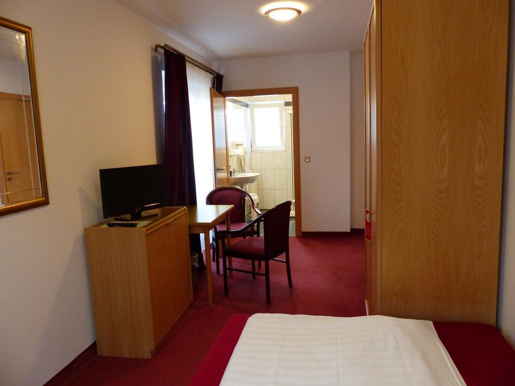 גומרסבך Hotel Aggertal מראה חיצוני תמונה